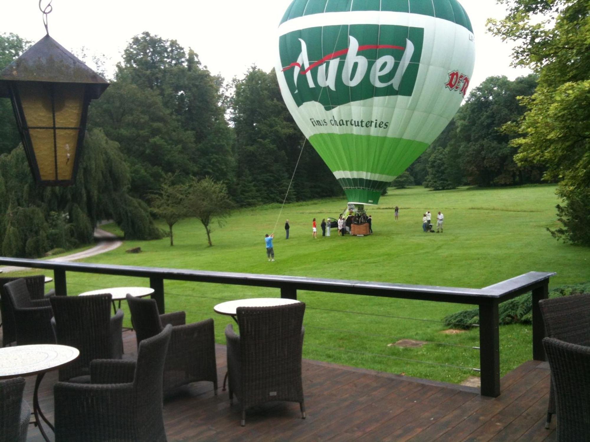 Chateau D'Hassonville Aye Bagian luar foto