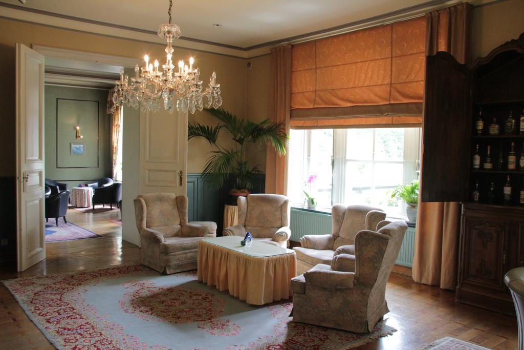 Chateau D'Hassonville Aye Bagian luar foto